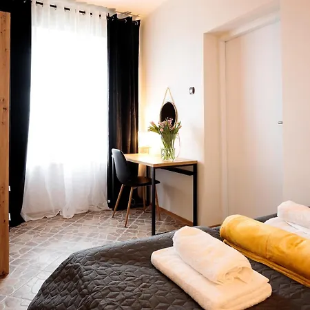 Ranczo U Loni Ferienhaus Wrzesnia (Jedrzejow)